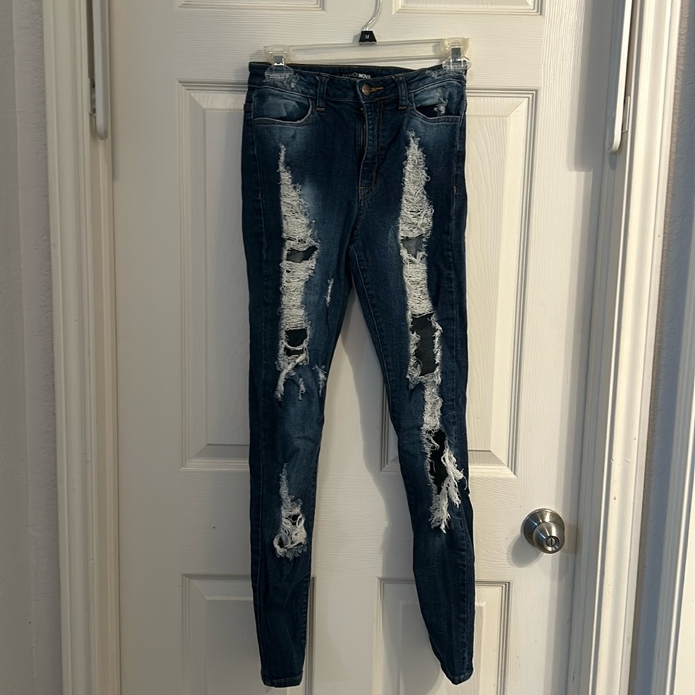 Fashion Nova High Rise Distressed Skinny Jeans Size 3